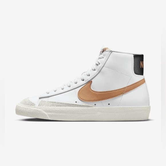Nike Other - Brand New Nike Men’s Blazer Mid ‘77 Vintage Shoes (Men’s 10.5) BQ6806 125